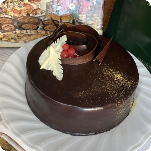 天使の濃厚ショコラ【4号・12cm／2人様用】 – ケーキのアトリエ CONCERTO（コンチェルト）